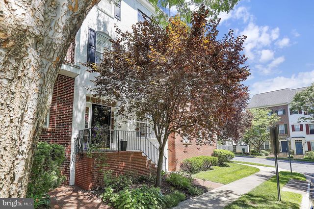 303 GARDEN VIEW SQ, Rockville, MD 20850