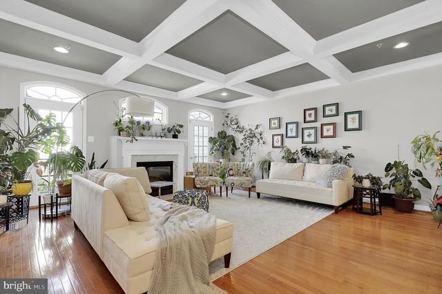 303 GARDEN VIEW SQ, Rockville, MD 20850