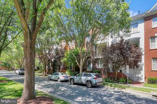 303 GARDEN VIEW SQ, Rockville, MD 20850