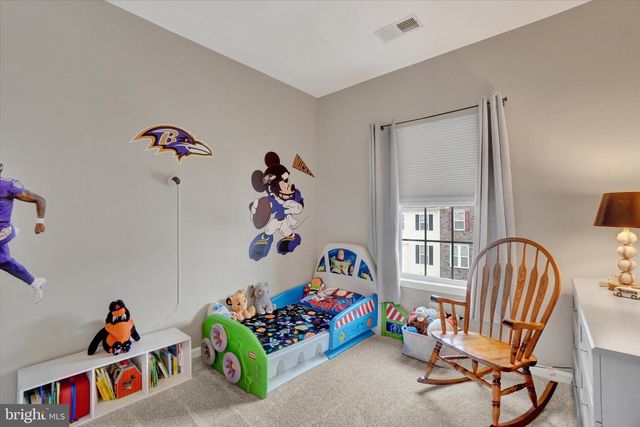 1244 ELDERSLIE LN, York, PA 17403