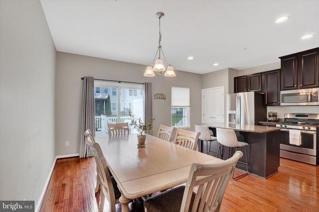1244 ELDERSLIE LN, York, PA 17403