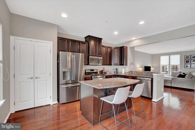 1244 ELDERSLIE LN, York, PA 17403