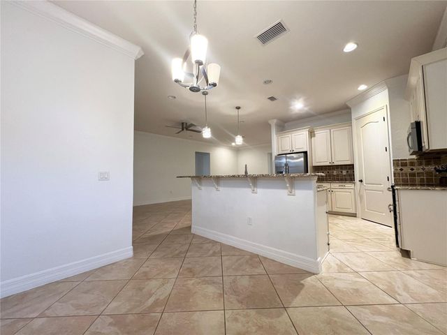 8213 PRESTBURY DRIVE, Orlando, FL 32832