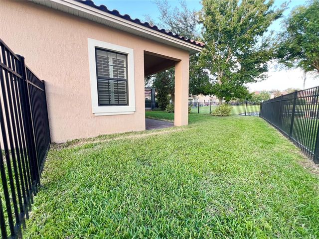 8213 PRESTBURY DRIVE, Orlando, FL 32832