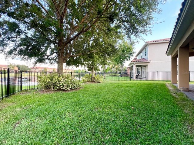 8213 PRESTBURY DRIVE, Orlando, FL 32832