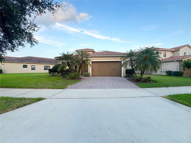 8213 PRESTBURY DRIVE, Orlando, FL 32832