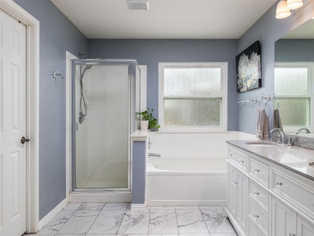 907 Ridgemont CIR, Leander, TX 78641