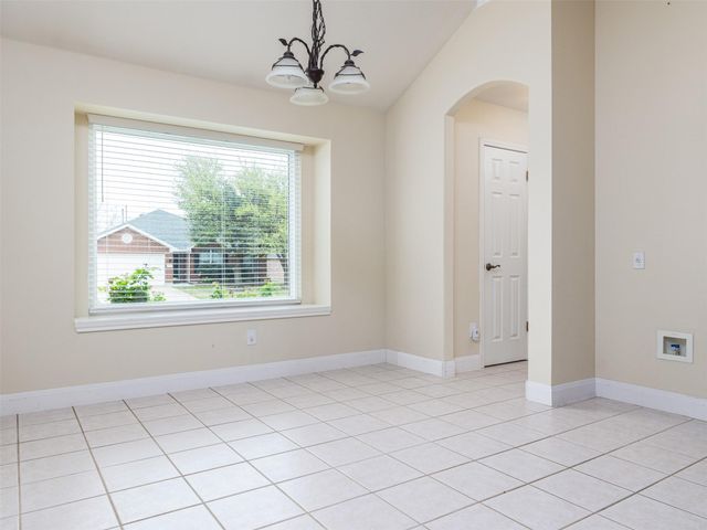 907 Ridgemont CIR, Leander, TX 78641