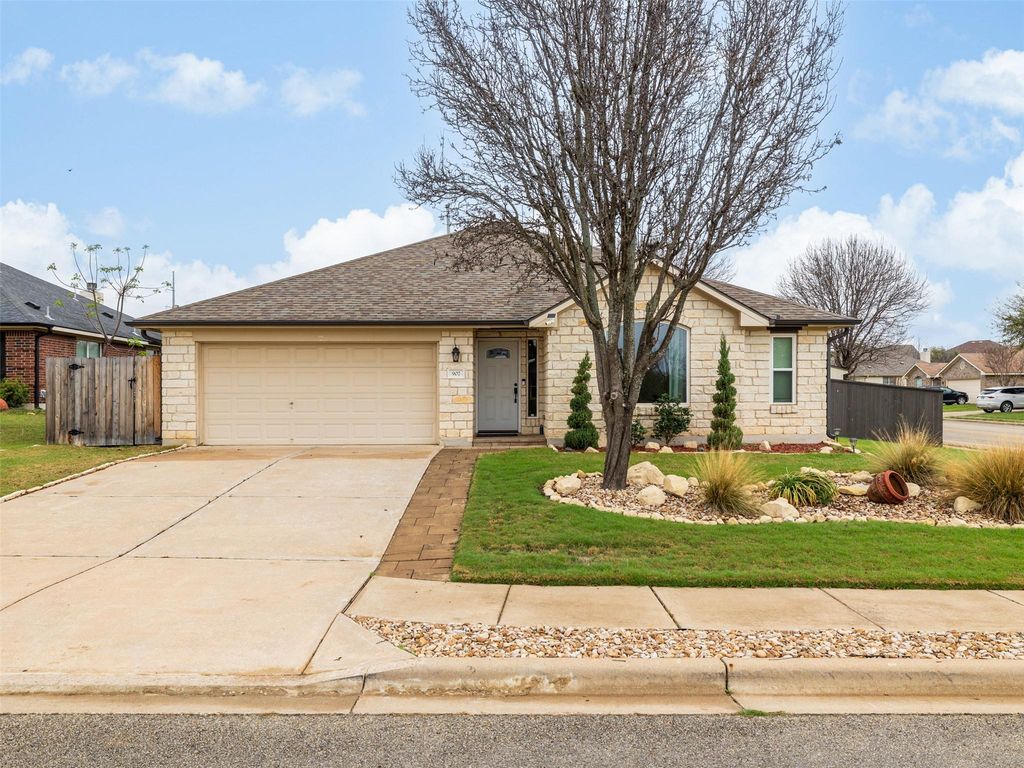907 Ridgemont CIR, Leander, TX 78641