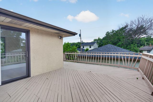 1607 Clarence Street, Saint Paul, MN 55106