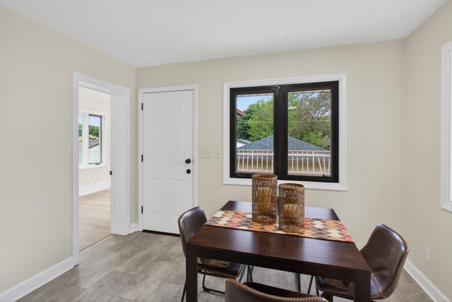 1607 Clarence Street, Saint Paul, MN 55106