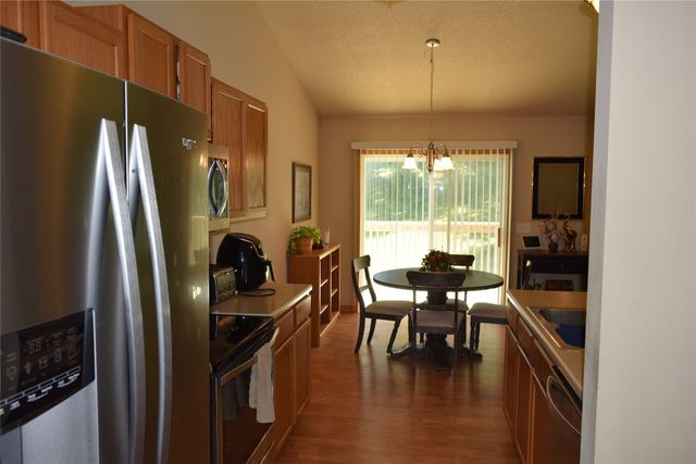 2467 E Porter Avenue, Des Moines, IA 50320