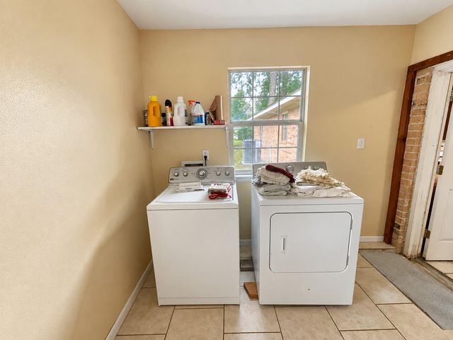 25708 W Forest Circle Lane, Huffman, TX 77336