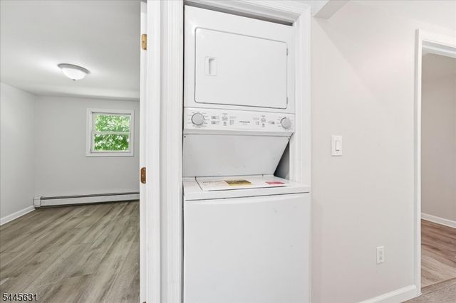 8 Madelyn Ave, West Milford Twp., NJ 07480