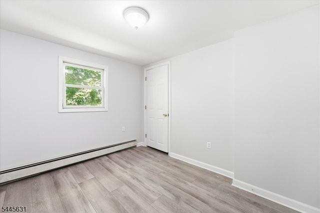 8 Madelyn Ave, West Milford Twp., NJ 07480