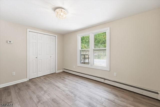 8 Madelyn Ave, West Milford Twp., NJ 07480