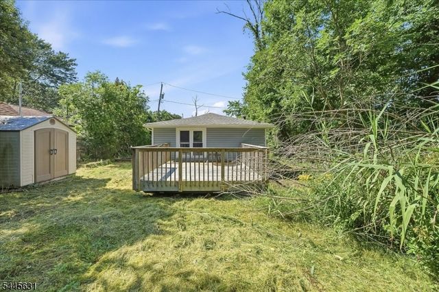 8 Madelyn Ave, West Milford Twp., NJ 07480