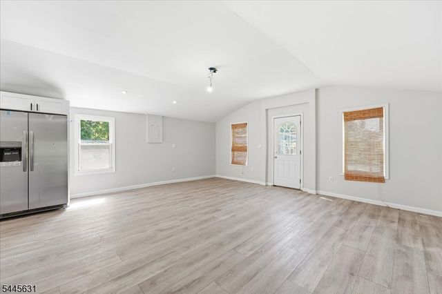 8 Madelyn Ave, West Milford Twp., NJ 07480