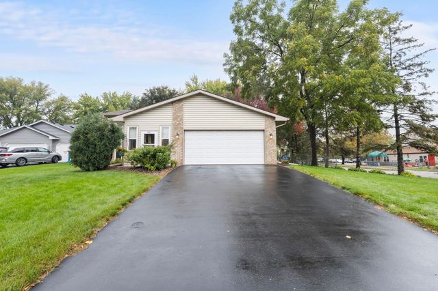 9200 124th Place N, Champlin, MN 55316