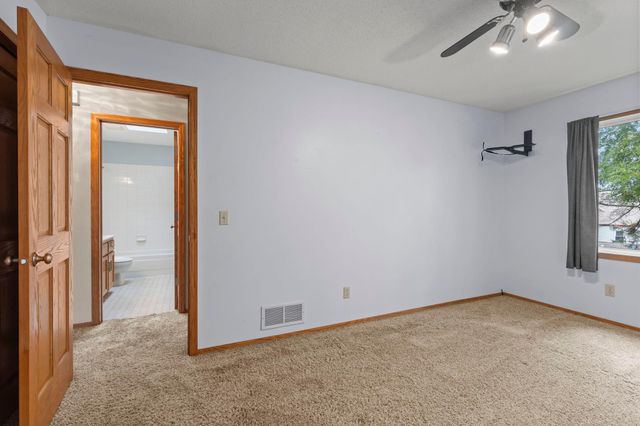 9200 124th Place N, Champlin, MN 55316