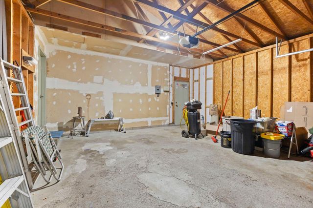 9200 124th Place N, Champlin, MN 55316