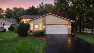 9200 124th Place N, Champlin, MN 55316