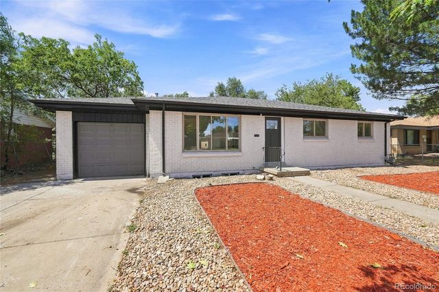 3113 Worchester Street, Aurora, CO 80011