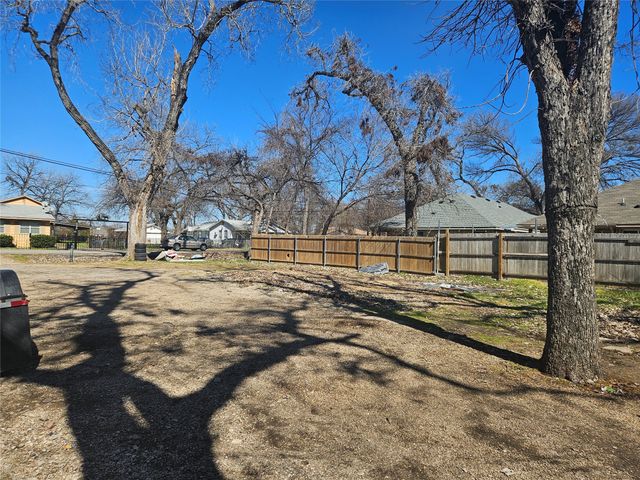 4422 N Ottawa Road, Dallas, TX 75212