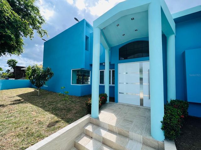 425 CALLE SAN JULIAN, URB SAGRADO CORAZON, Cupey, PR 00926