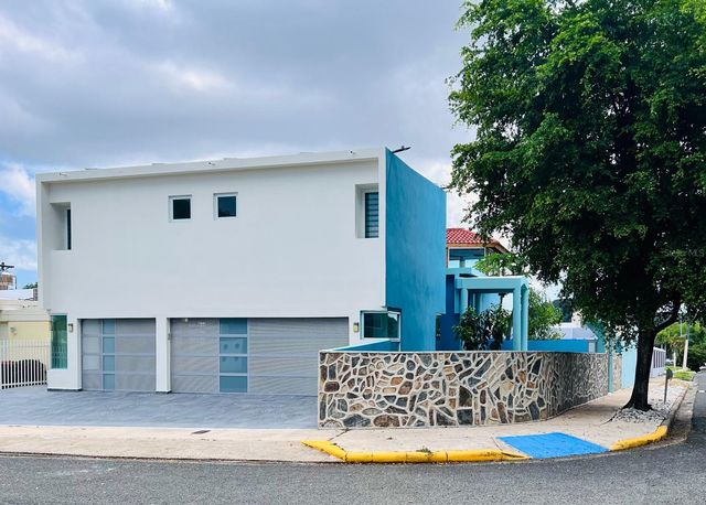 425 CALLE SAN JULIAN, URB SAGRADO CORAZON, Cupey, PR 00926