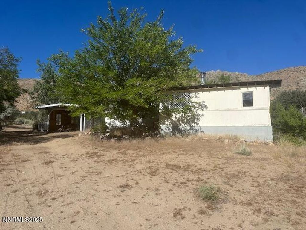 147 Shetler Drive, Coleville, CA 96107