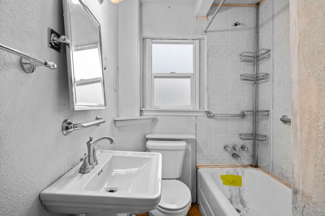 7030 N Market St, Spokane, WA 99217