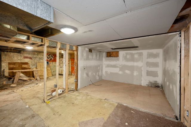 7030 N Market St, Spokane, WA 99217