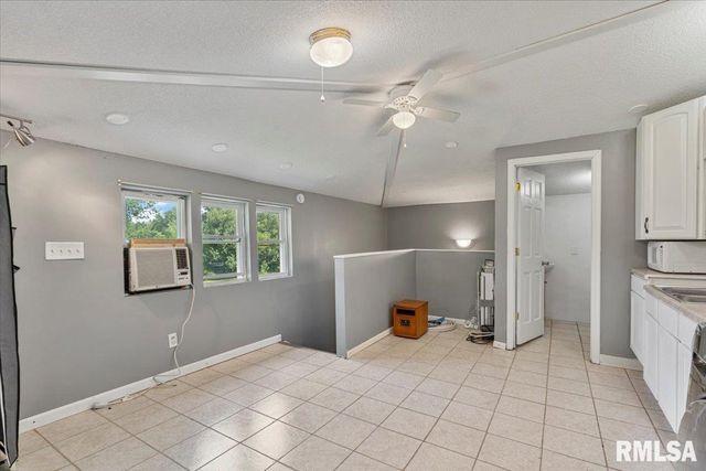 4919 Lorton Avenue, Davenport, IA 52807