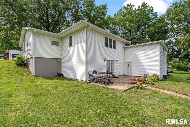 4919 Lorton Avenue, Davenport, IA 52807