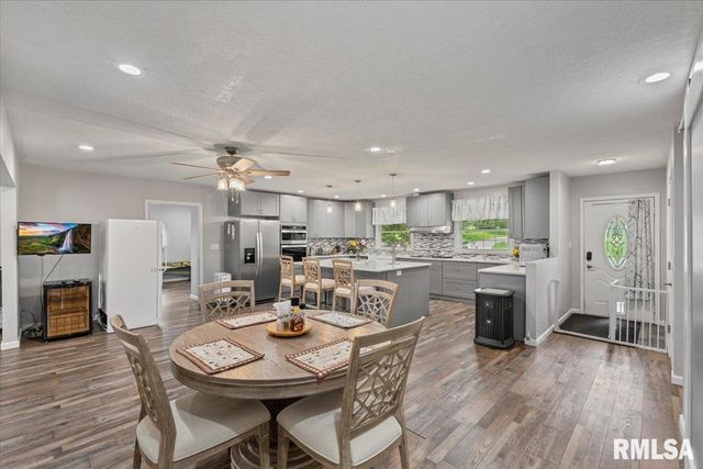 4919 Lorton Avenue, Davenport, IA 52807