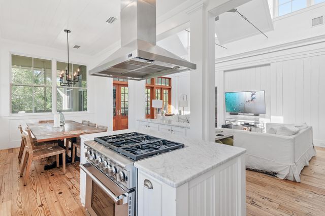 621 Western Lake Drive, Santa Rosa Beach, FL 32459