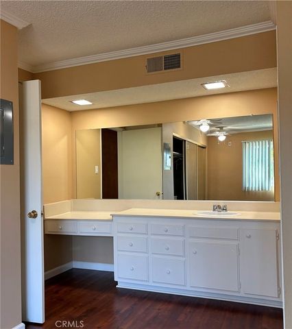 400 N Acacia B35, Fullerton, CA 92831