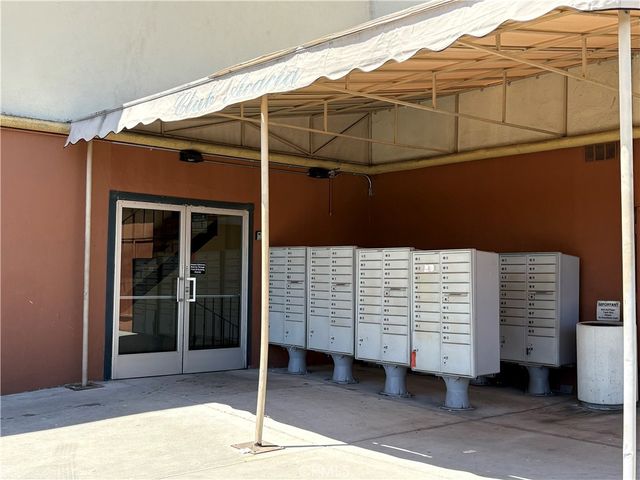 400 N Acacia B35, Fullerton, CA 92831
