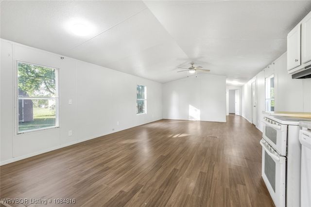 21707 Ivy Street, Howe, OK 74940