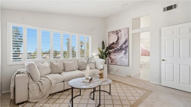 8 Tesoro, Mission Viejo, CA 92692