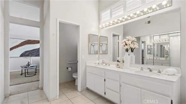 8 Tesoro, Mission Viejo, CA 92692