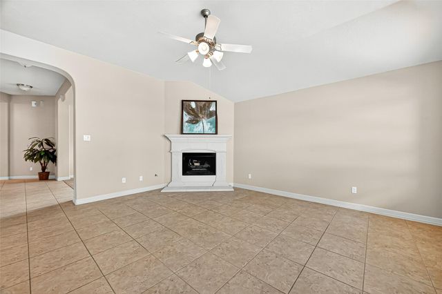13505 Mystic Arbor Lane, Pearland, TX 77584