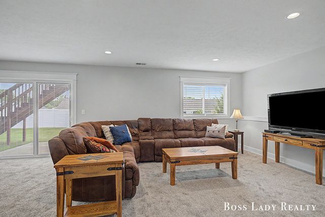 7162 Crimson Court, Hudsonville, MI 49426