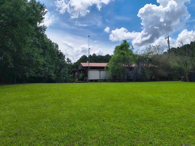 9464 La Hwy 68, Jackson, LA 70748