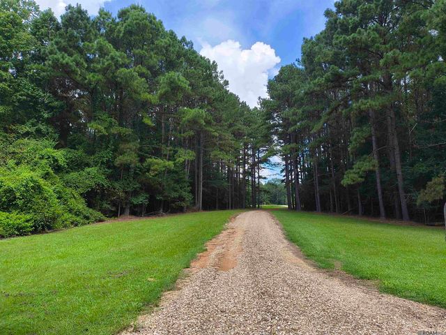 9464 La Hwy 68, Jackson, LA 70748