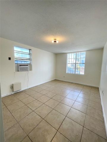 2916 NORTH 16TH STREET 1, Tampa, FL 33605