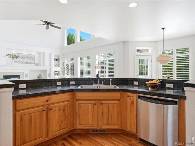 1633 Hallet Peak Drive, Longmont, CO 80503