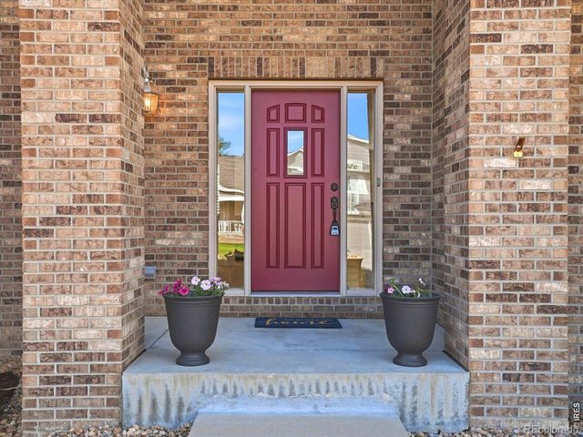 1633 Hallet Peak Drive, Longmont, CO 80503