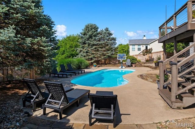 107 Crystal Gate Lane, Glen Carbon, IL 62034